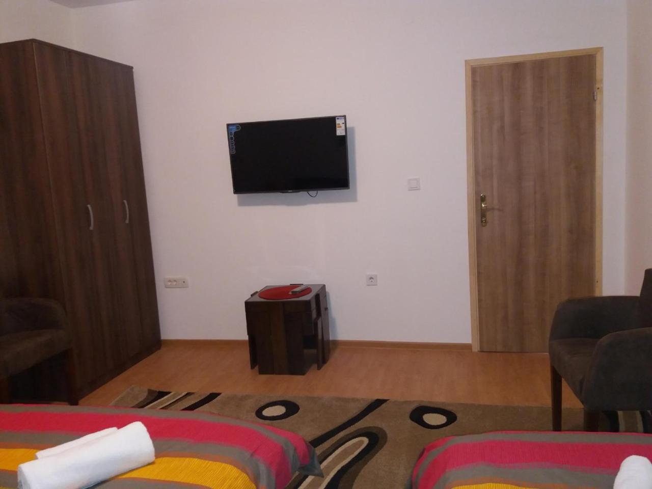 Appartamento Apartman Donji Kraj Cetinje Esterno foto