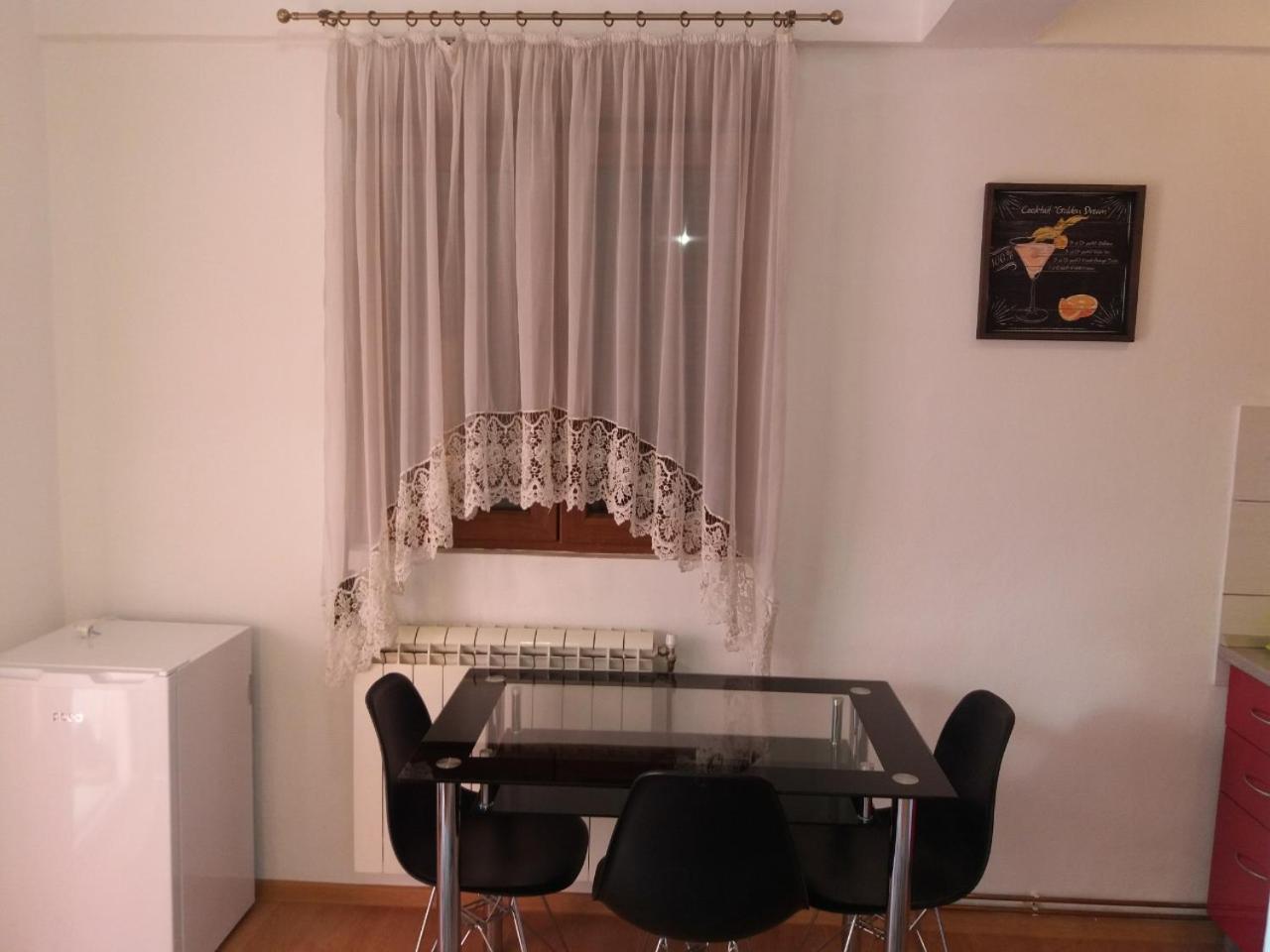 Appartamento Apartman Donji Kraj Cetinje Esterno foto
