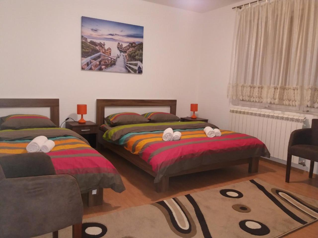 Appartamento Apartman Donji Kraj Cetinje Esterno foto