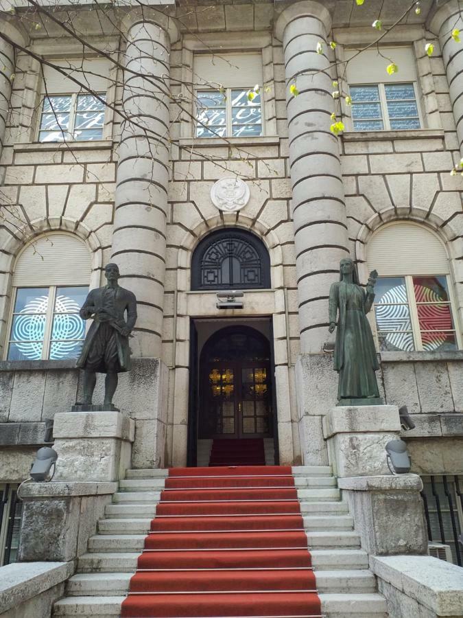 Appartamento Apartman Donji Kraj Cetinje Esterno foto