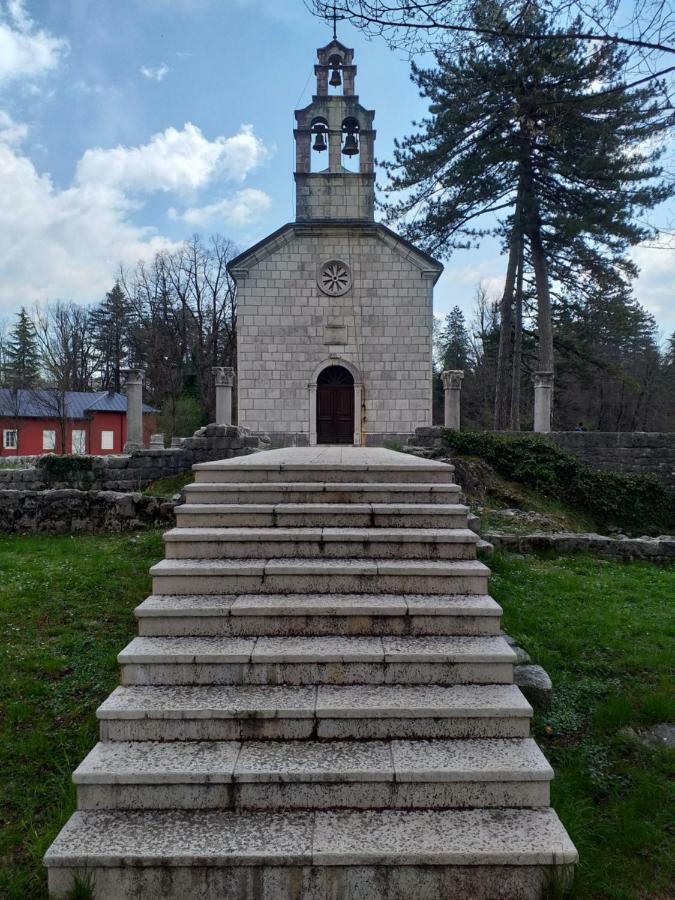 Appartamento Apartman Donji Kraj Cetinje Esterno foto