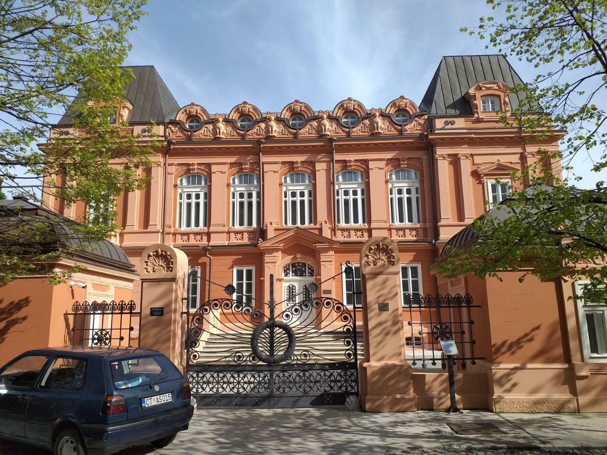 Appartamento Apartman Donji Kraj Cetinje Esterno foto