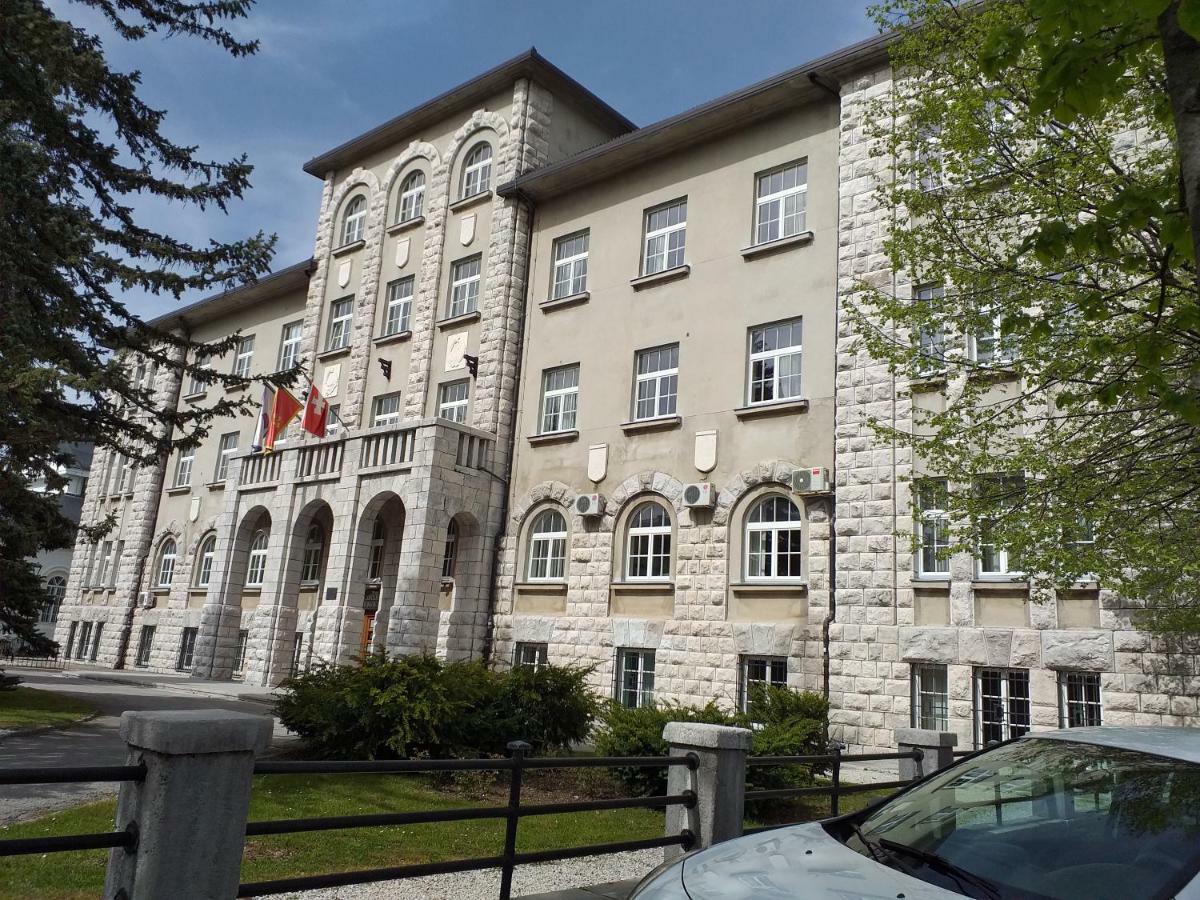 Appartamento Apartman Donji Kraj Cetinje Esterno foto