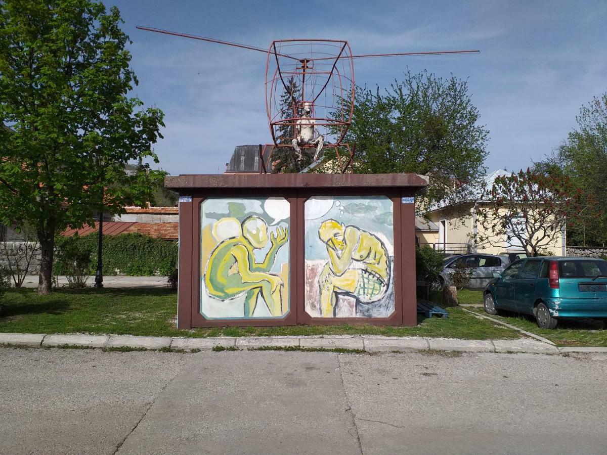 Appartamento Apartman Donji Kraj Cetinje Esterno foto