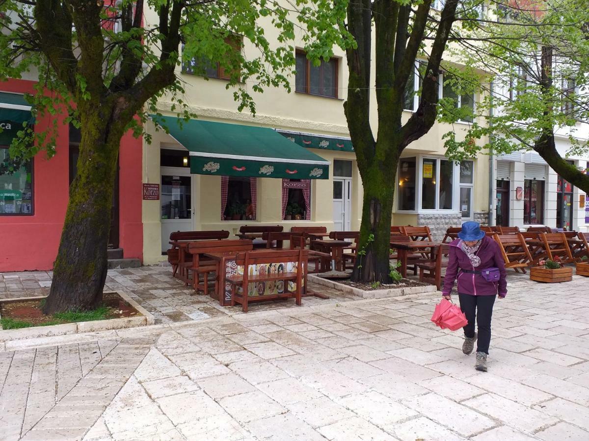 Appartamento Apartman Donji Kraj Cetinje Esterno foto