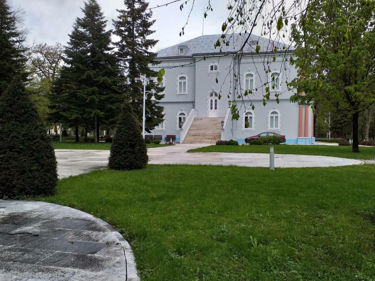 Appartamento Apartman Donji Kraj Cetinje Esterno foto