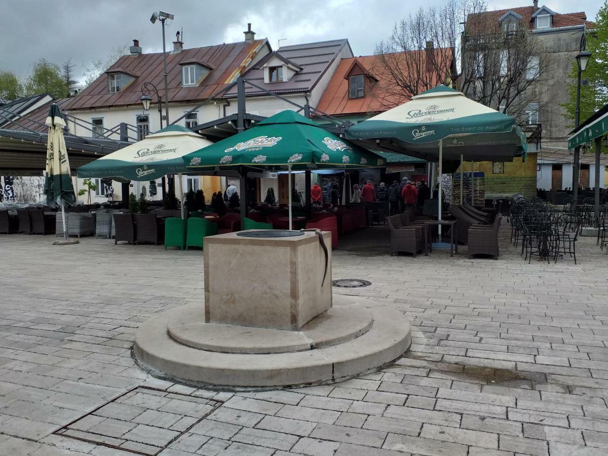 Appartamento Apartman Donji Kraj Cetinje Esterno foto